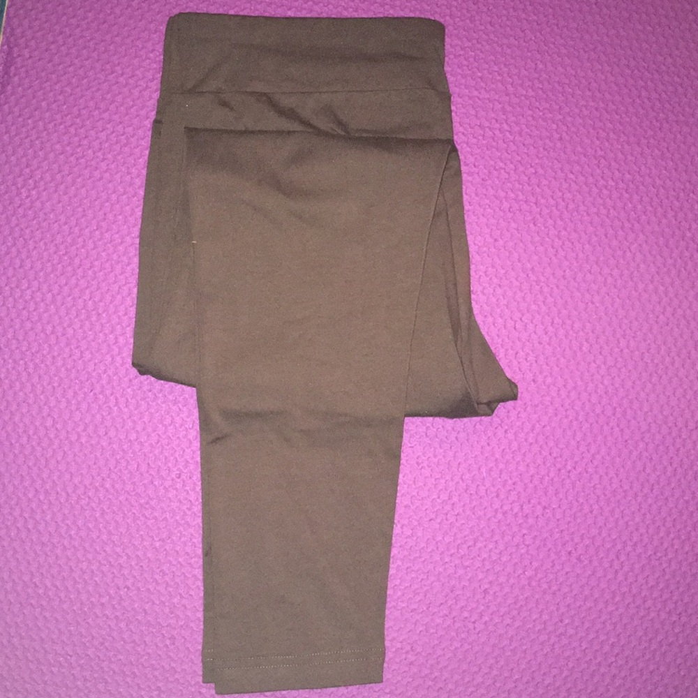 Brown leggings